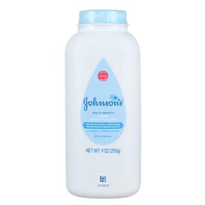 JOHNSON'S Baby Powder, Pure Cornstarch with Soothing Aloe& Vitamin E 9 oz (Pack of 2) - Image 1