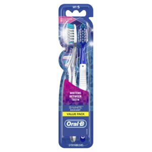 Oral-B 3D White Radiant Whitening Toothbrush, Soft, 2 Count - Image 1