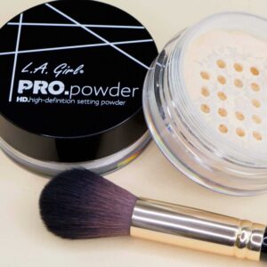 L.A. GIRL HD PRO Setting Powder - Banana Yellow - Image 2