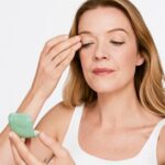 Clinique Touch Base For Eyes Cream Eye Shadow and Primer, Nude Rose - Image 3